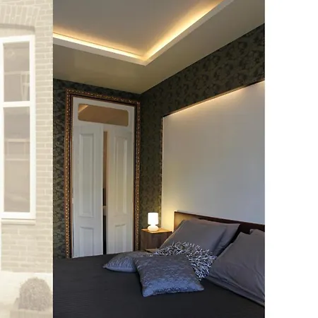 Bed & Breakfast Hof, A Luxury In The Center Of *